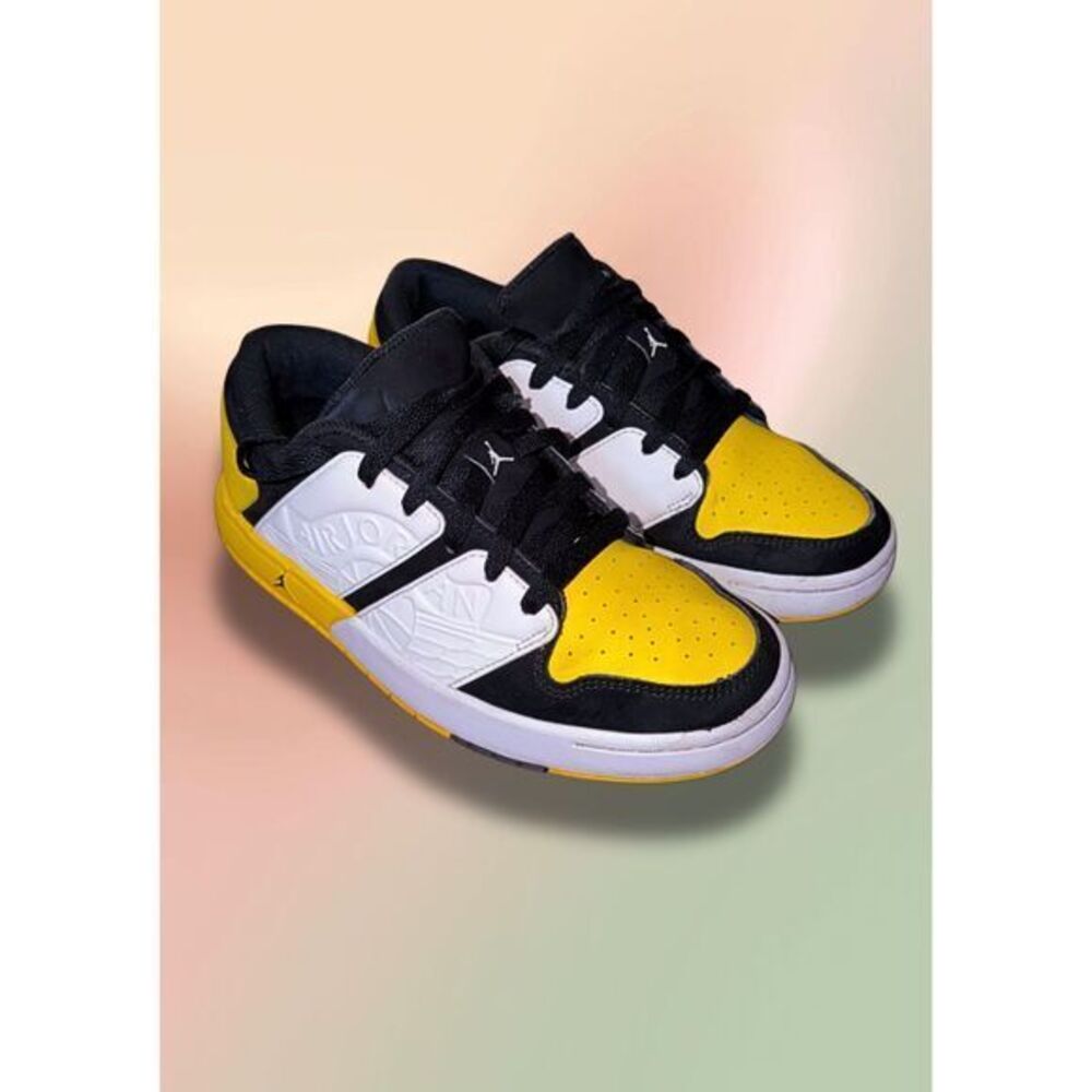 Air Jordan Nu Retro 1 Low GS Tour Yellow Lightning Sneakers Size 5.5Y FB4412-017